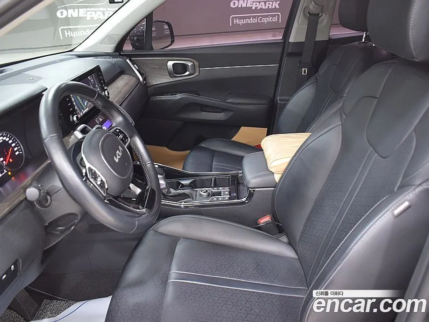 Kia Sorento — фото 5