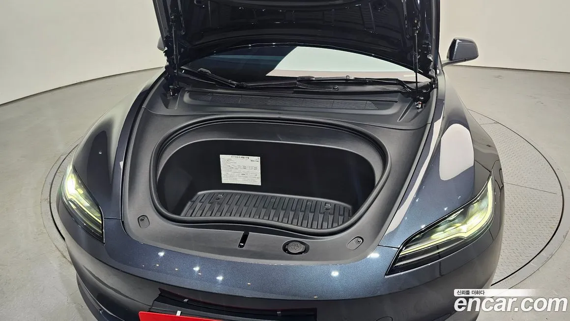 Tesla Model 3 — фото 6