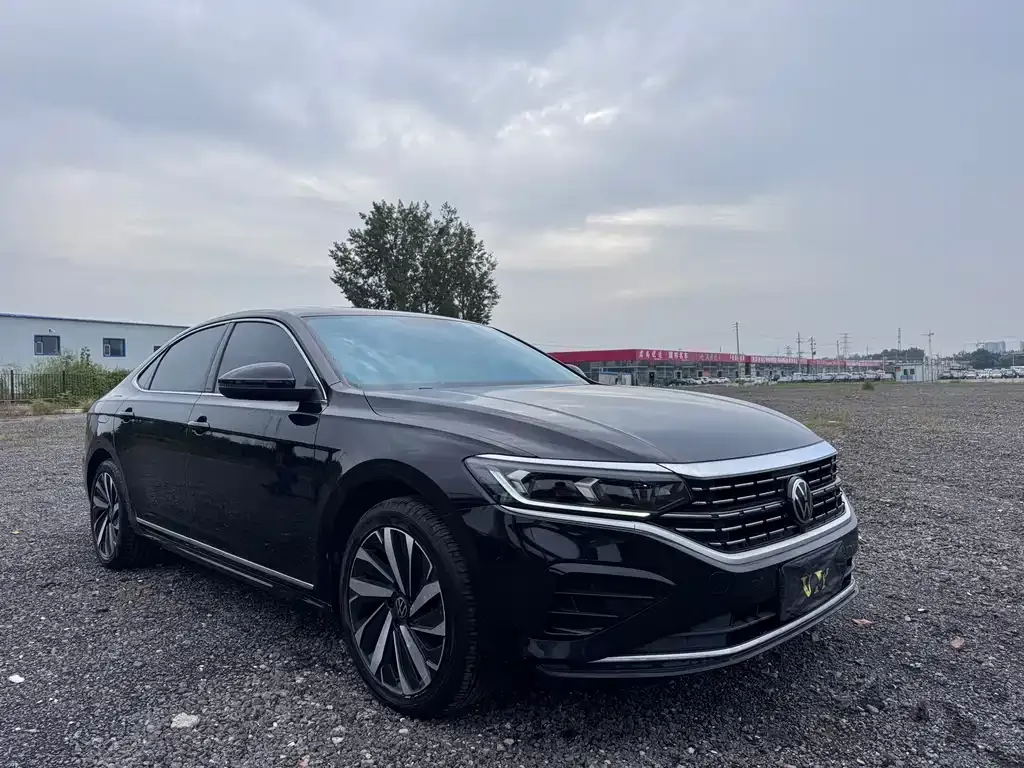Volkswagen Passat — фото 3