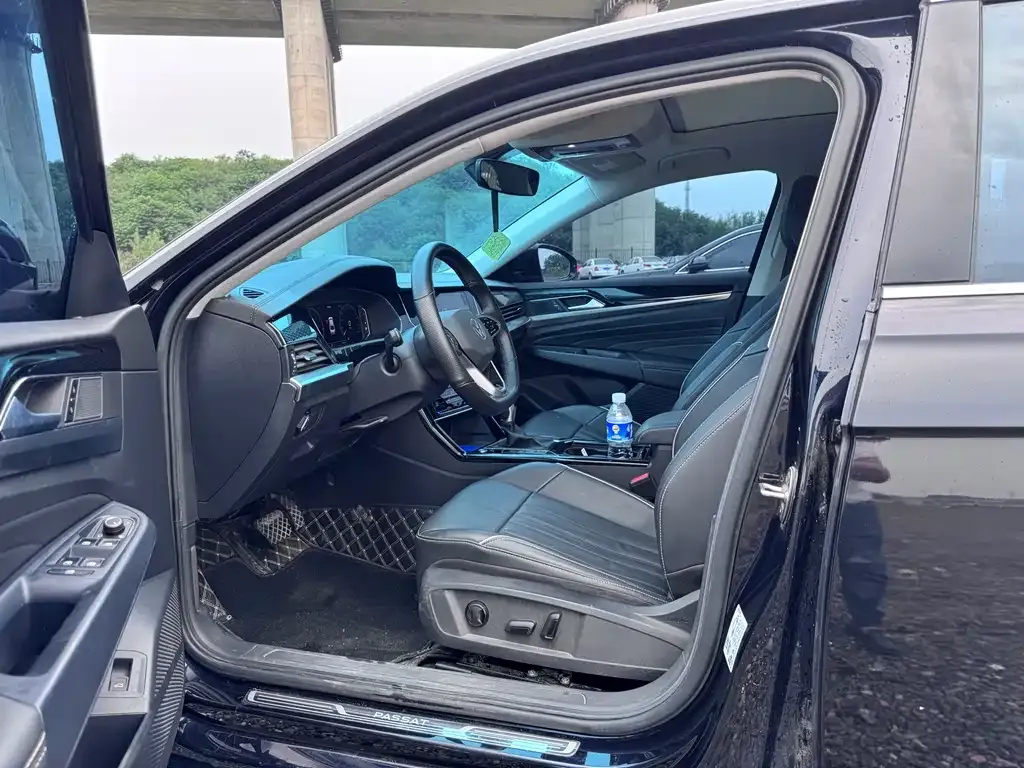 Volkswagen Passat — фото 4
