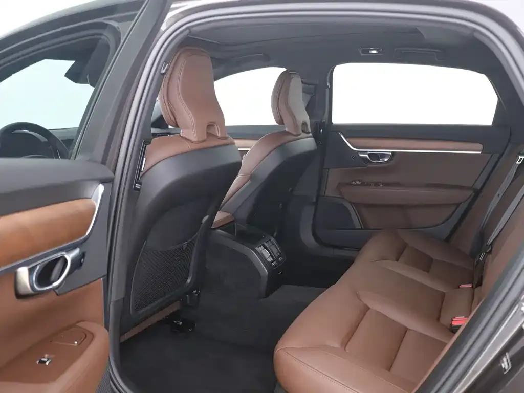 Volvo S90 2022 из CN, фото 6