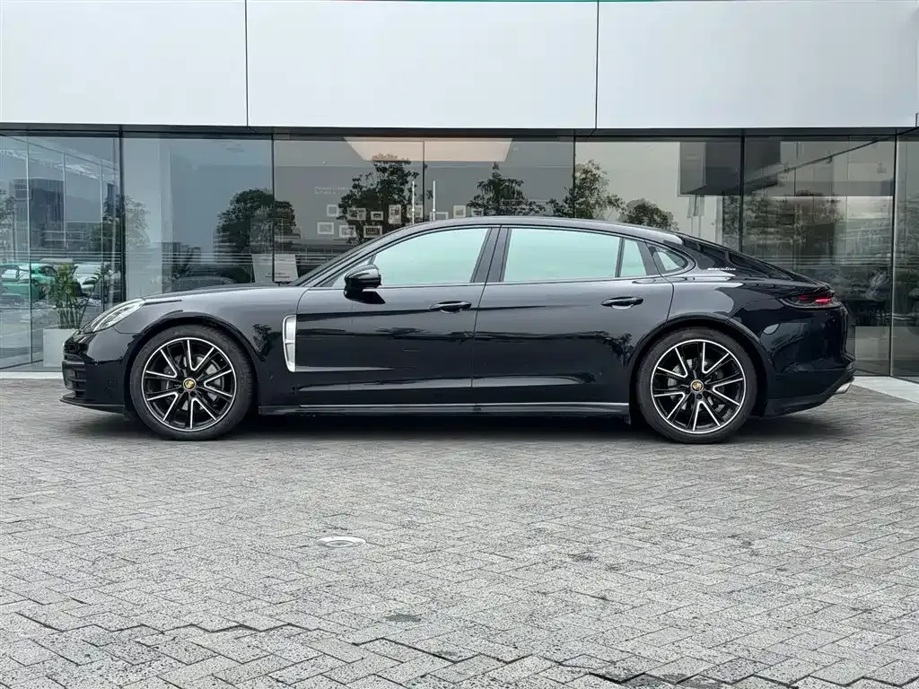 Porsche Panamera 2024 из CN, фото 2