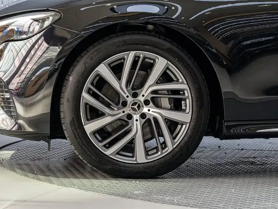 Mercedes-Benz E-Class 2025 из CN, фото 8
