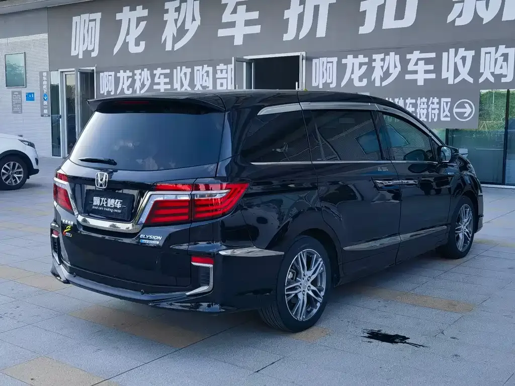 Honda Elysion 2021 из CN, фото 9