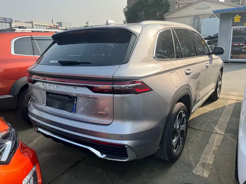 Geely Xingyue L — фото 4