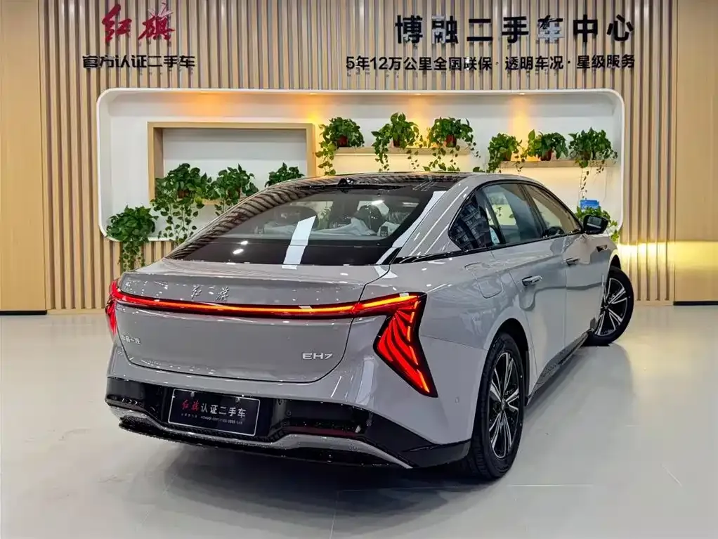 Hongqi EH7 2025 из CN, фото 2