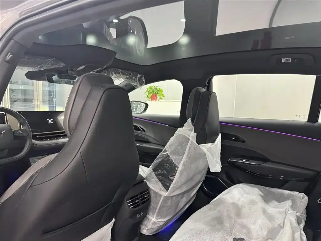 Hongqi EH7 2025 из CN, фото 7