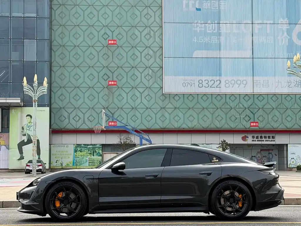Porsche Taycan 2022 из CN, фото 8