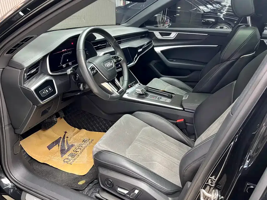 Audi A6L 2024 из CN, фото 3