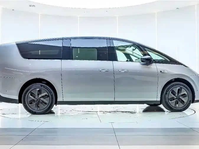 Li Auto MEGA 2024 из CN, фото 4