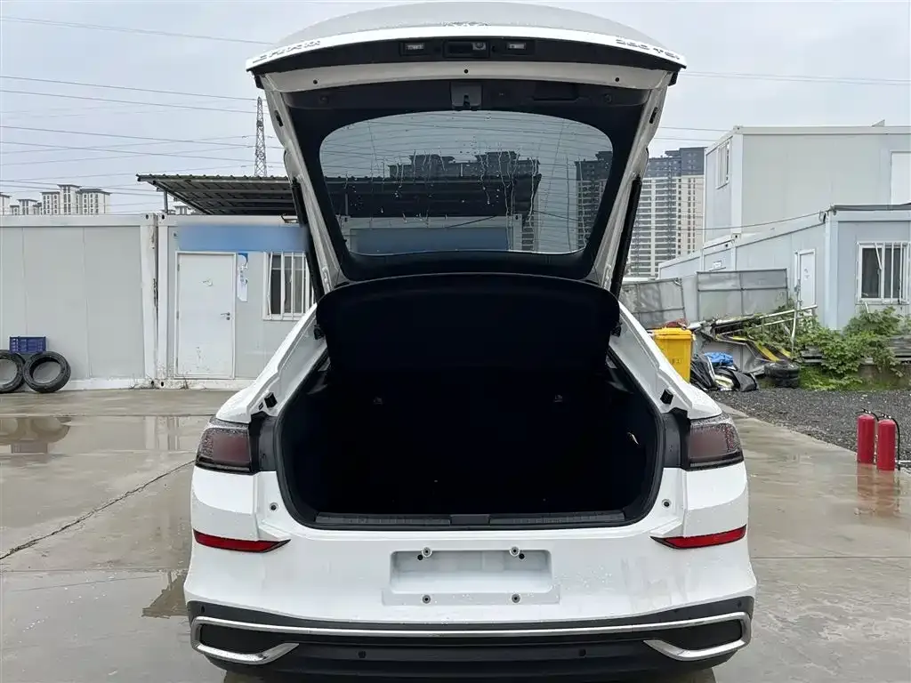 Volkswagen Lamando 2023 из CN, фото 4