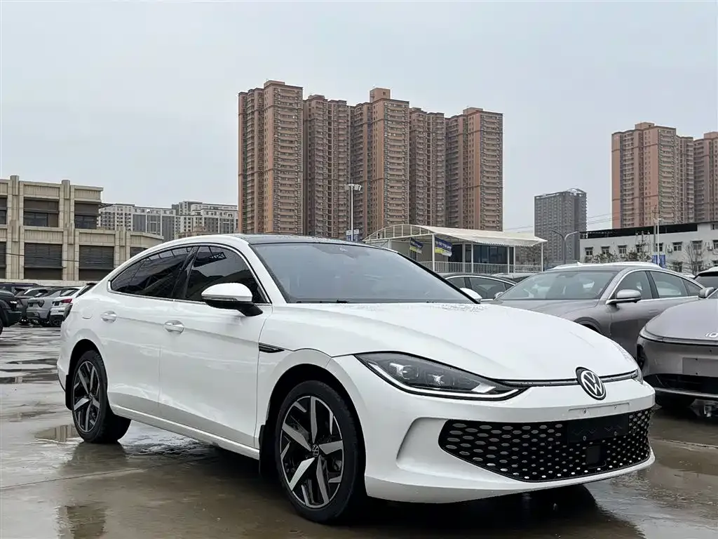Volkswagen Lamando 2023 из CN, фото 8