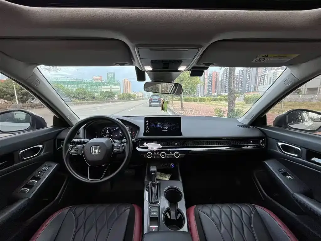 Honda Civic 2024 из CN, фото 5