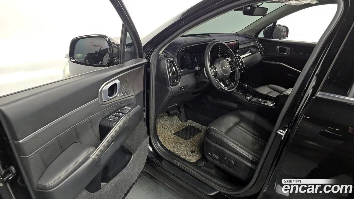 Kia Sorento — фото 10