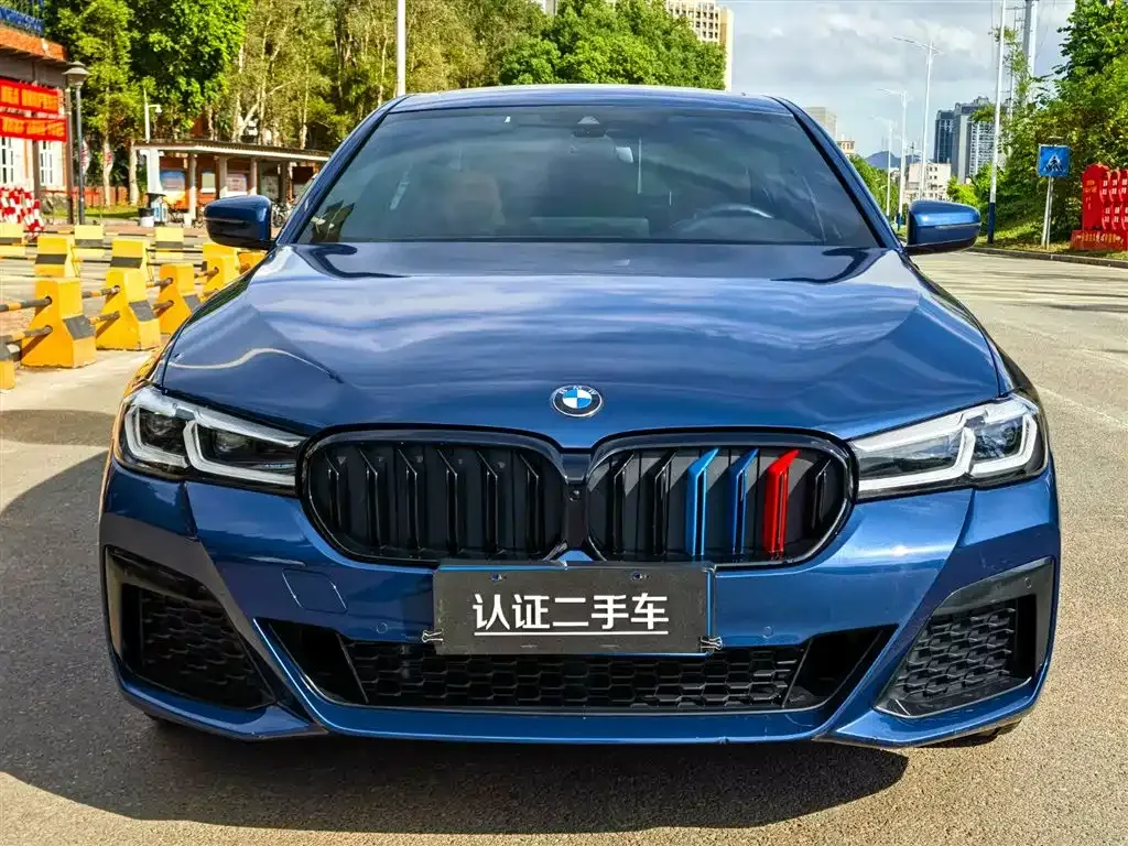 BMW 5 Series — фото 2
