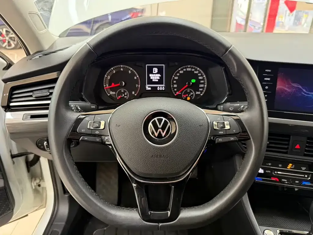 Volkswagen Bora 2021 из CN, фото 10