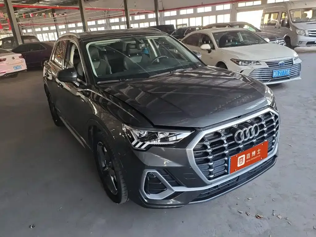 Audi Q3 2021 из CN, фото 2