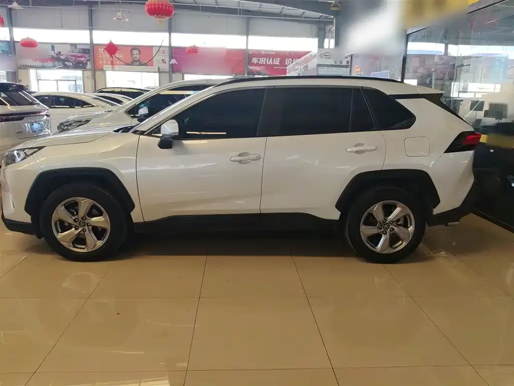 Toyota RAV4 2022 из CN, фото 5