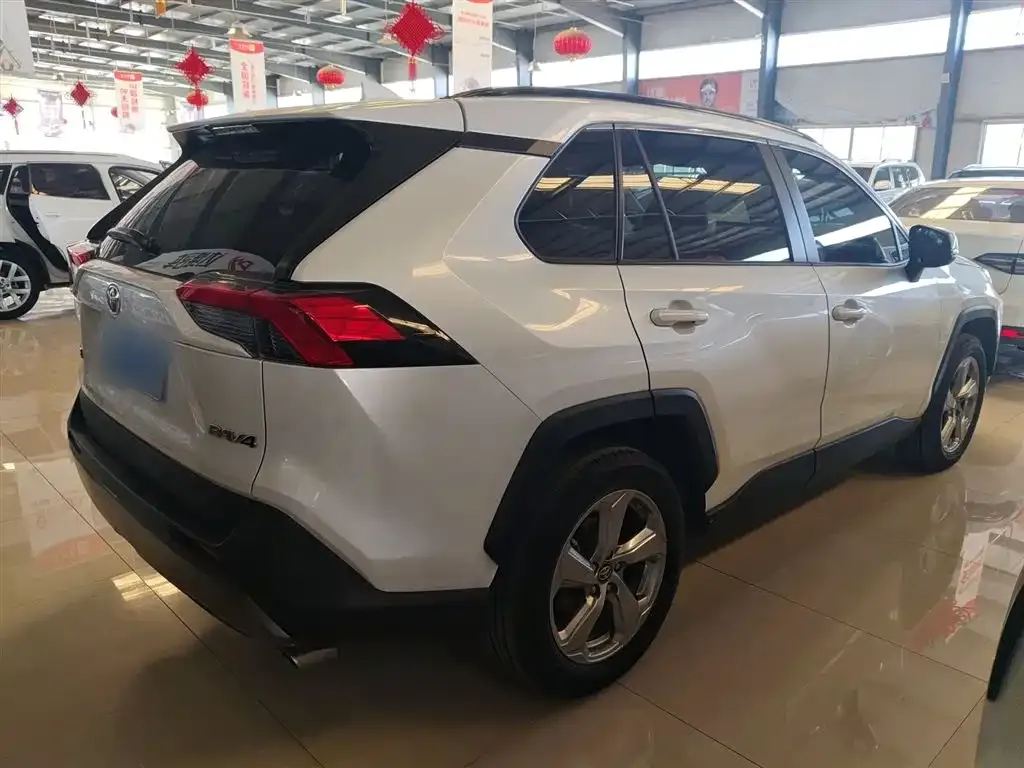 Toyota RAV4 2022 из CN, фото 7