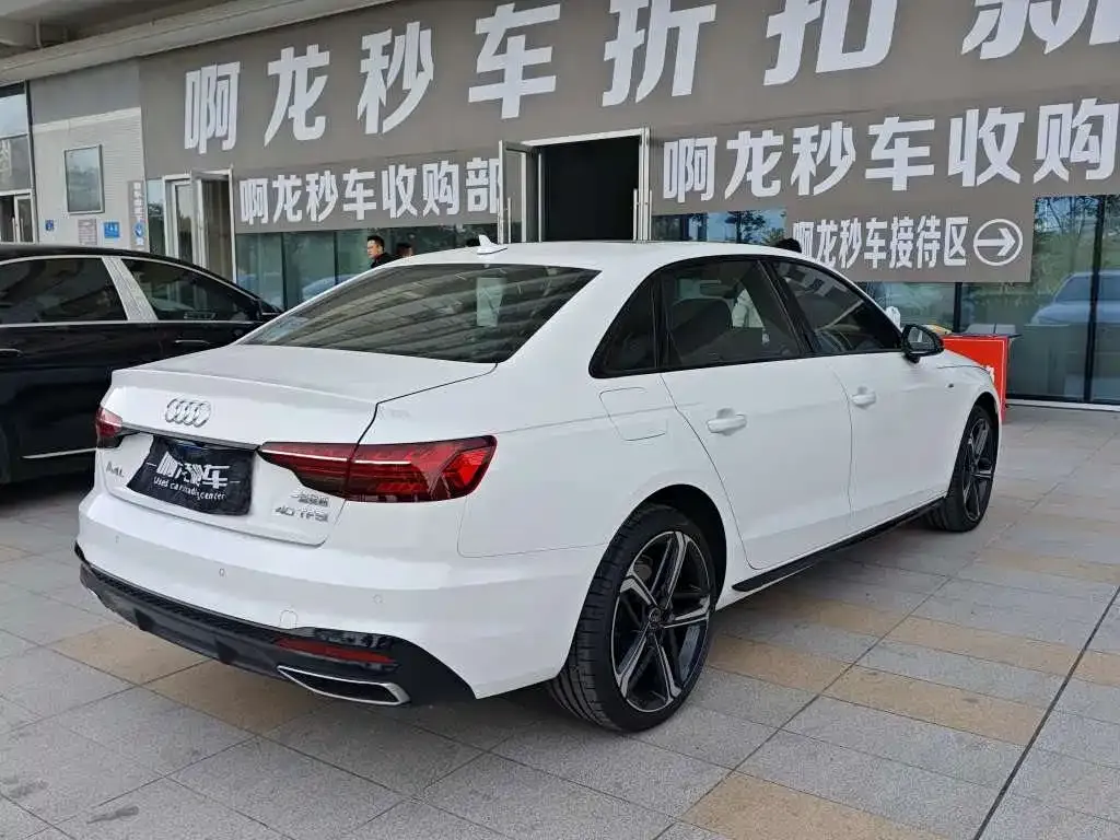 Audi A4L 2024 из CN, фото 7
