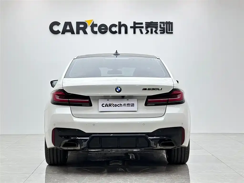 BMW 5 Series — фото 4
