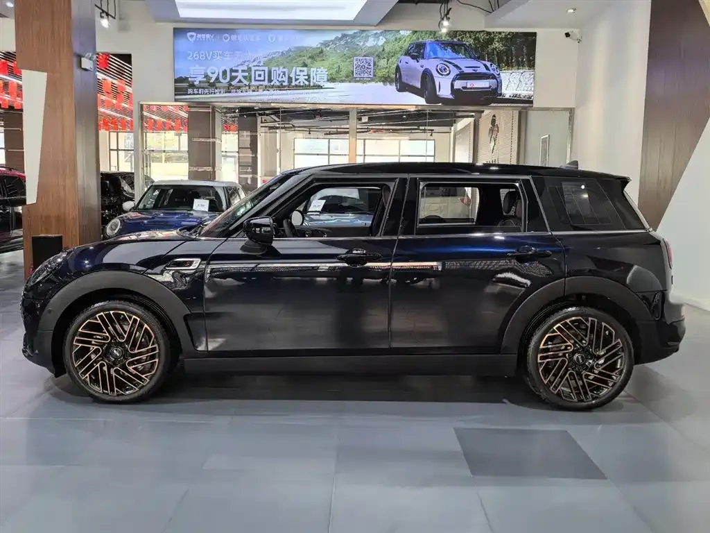 [object Object] Mini Clubman 2024 из CN, фото 3