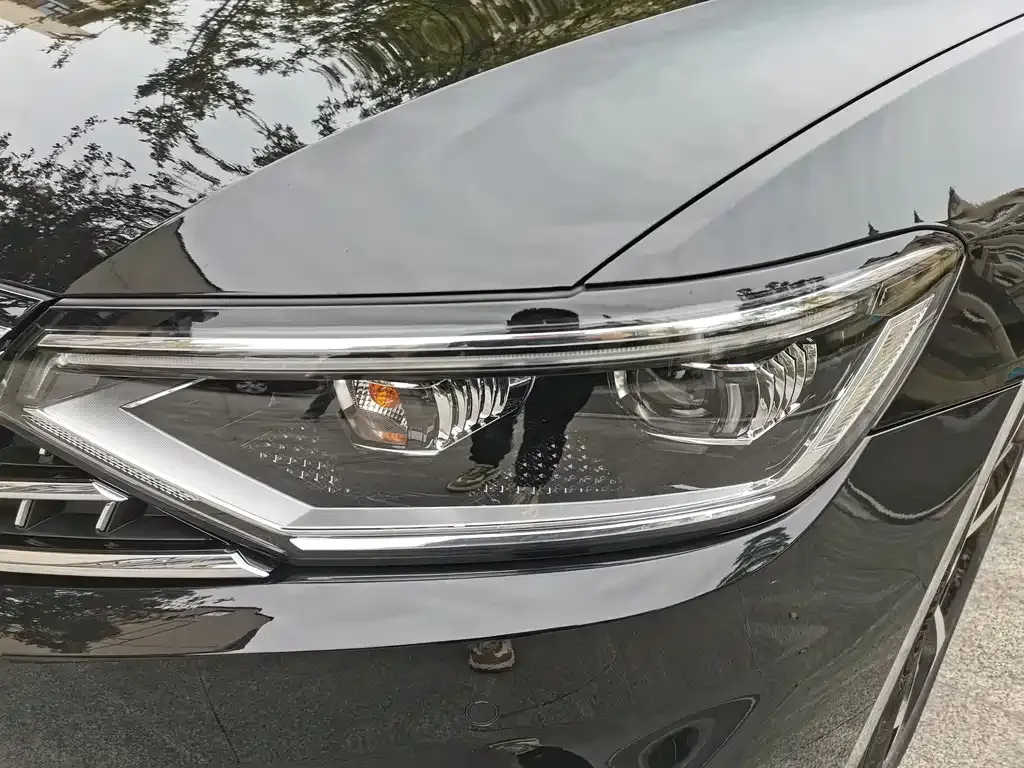 Volkswagen Magotan 2023 из CN, фото 3