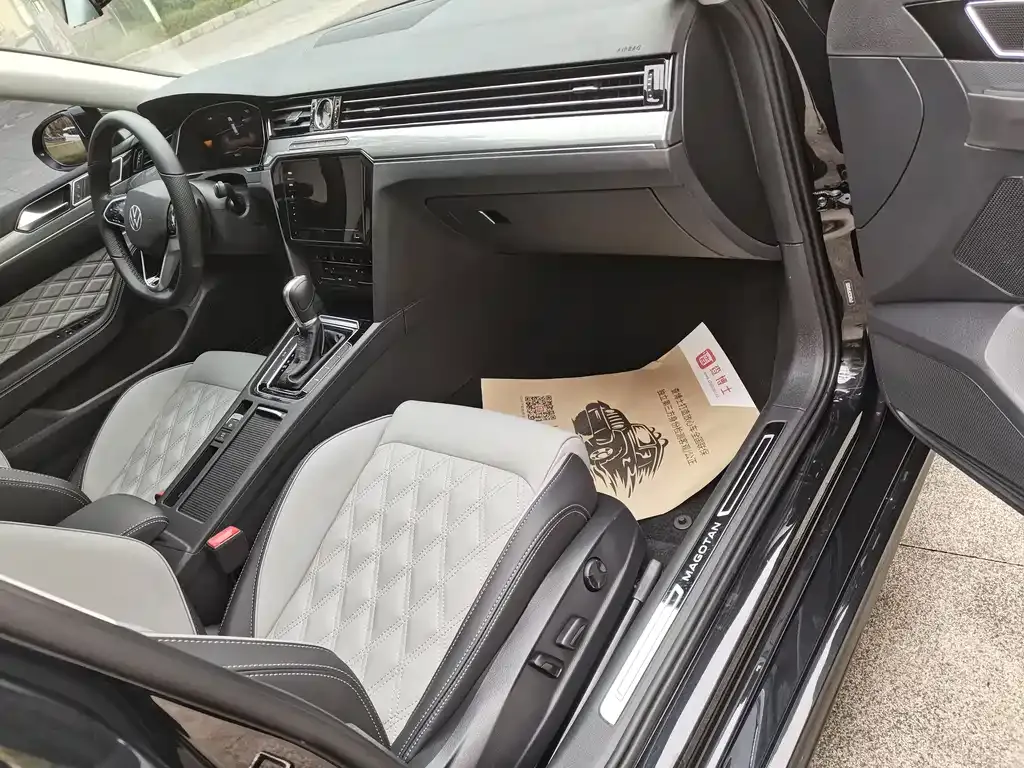 Volkswagen Magotan 2023 из CN, фото 5