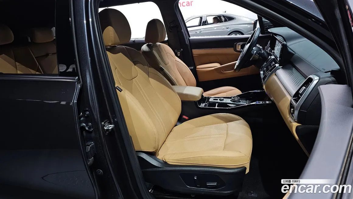 Kia Sorento — фото 10