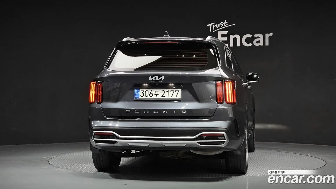 Kia Sorento — фото 4