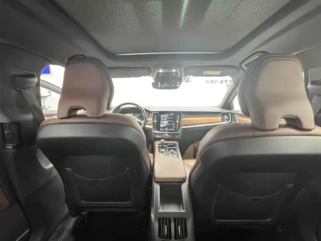 Volvo S90 2021 из CN, фото 6