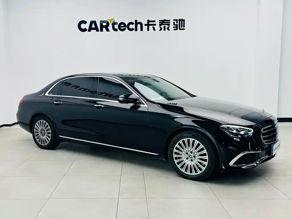 Mercedes-Benz E-Class 2023 из CN, фото 3