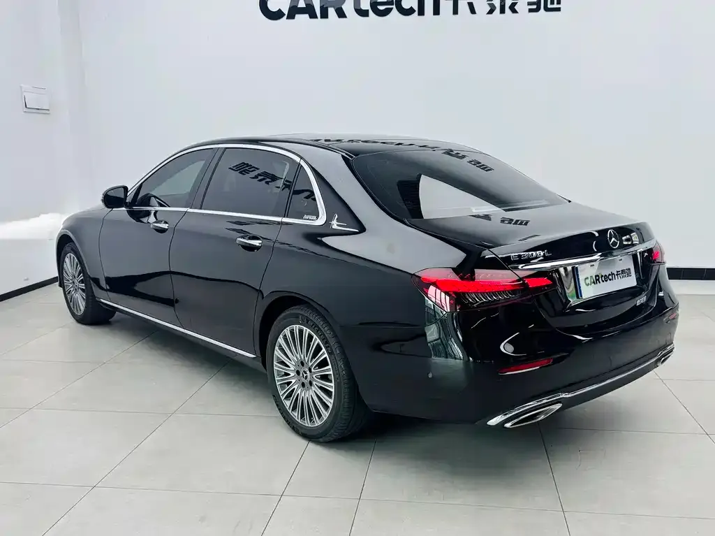 Mercedes-Benz E-Class 2023 из CN, фото 4
