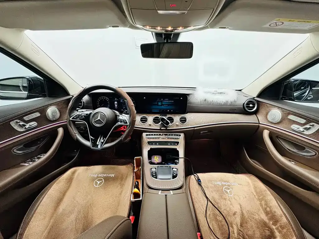 Mercedes-Benz E-Class 2023 из CN, фото 8