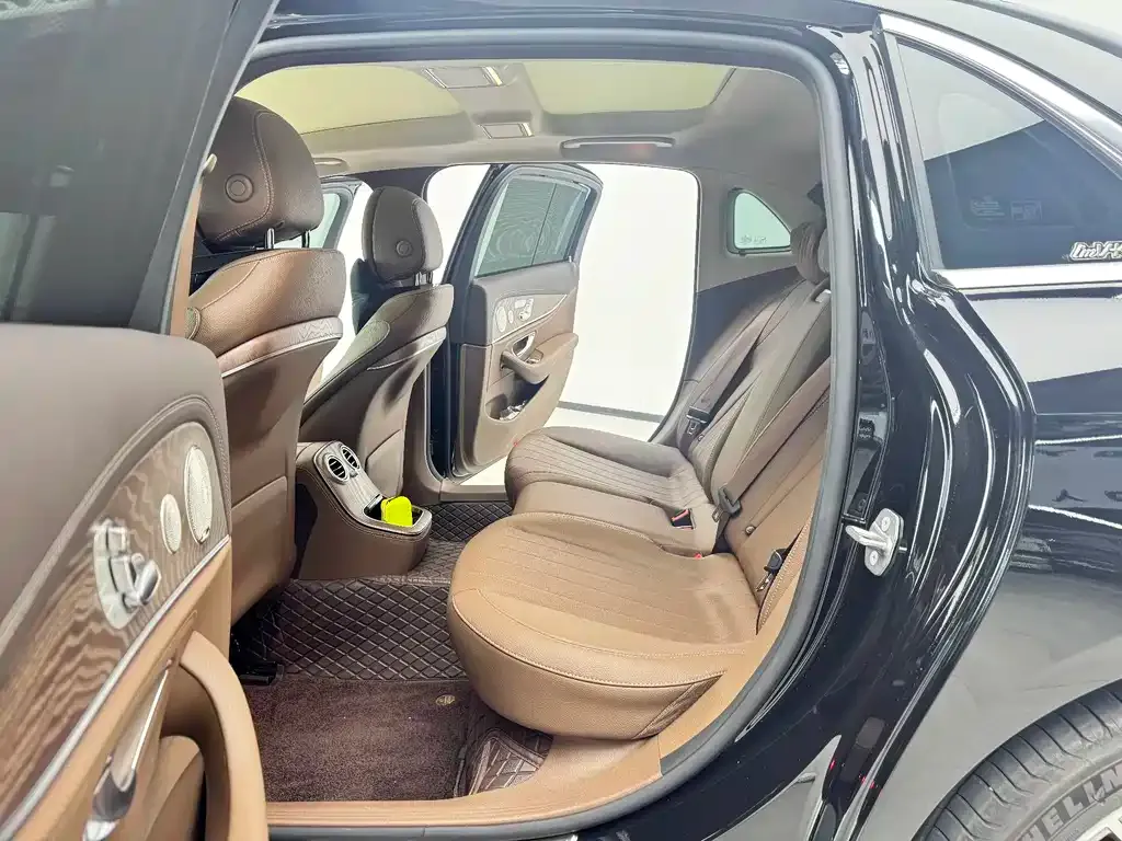 Mercedes-Benz E-Class 2023 из CN, фото 9