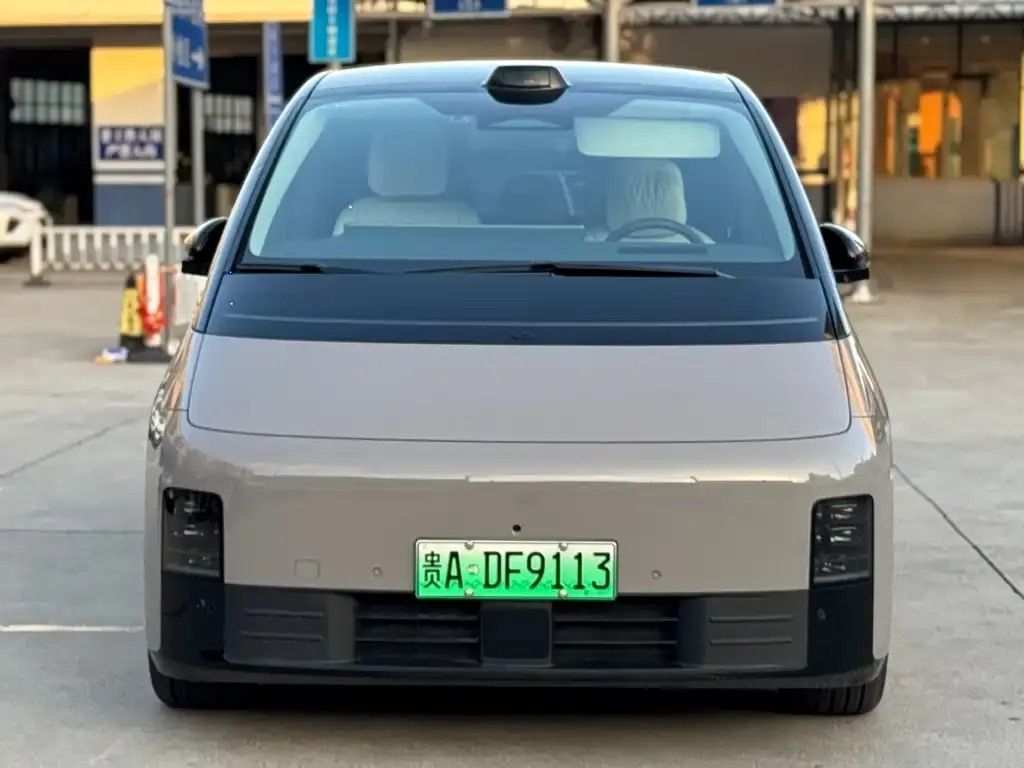 Li Auto MEGA — фото 2
