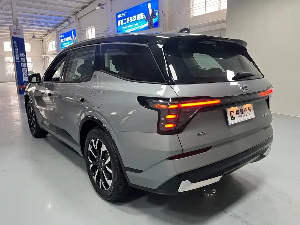 Ford Edge — фото 6