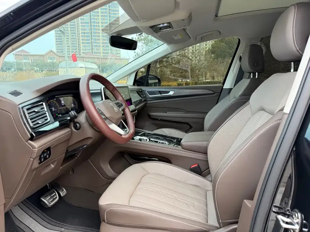 Volkswagen Viloran 2023 из CN, фото 4