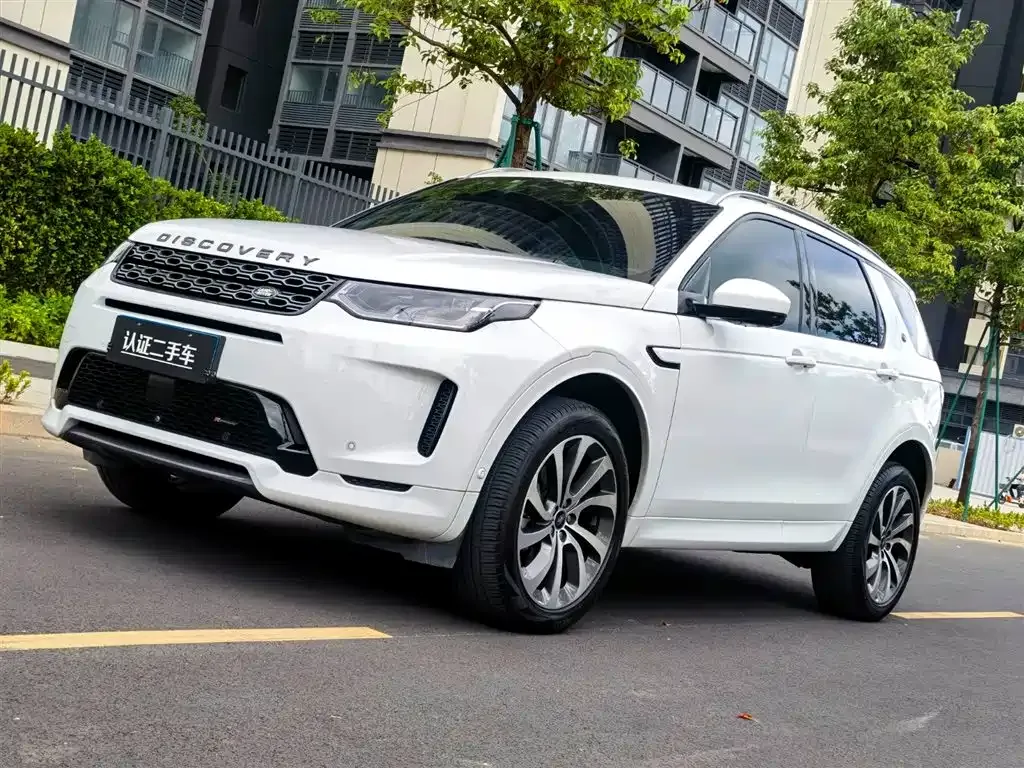 Land Rover Discovery Sport — фото 1