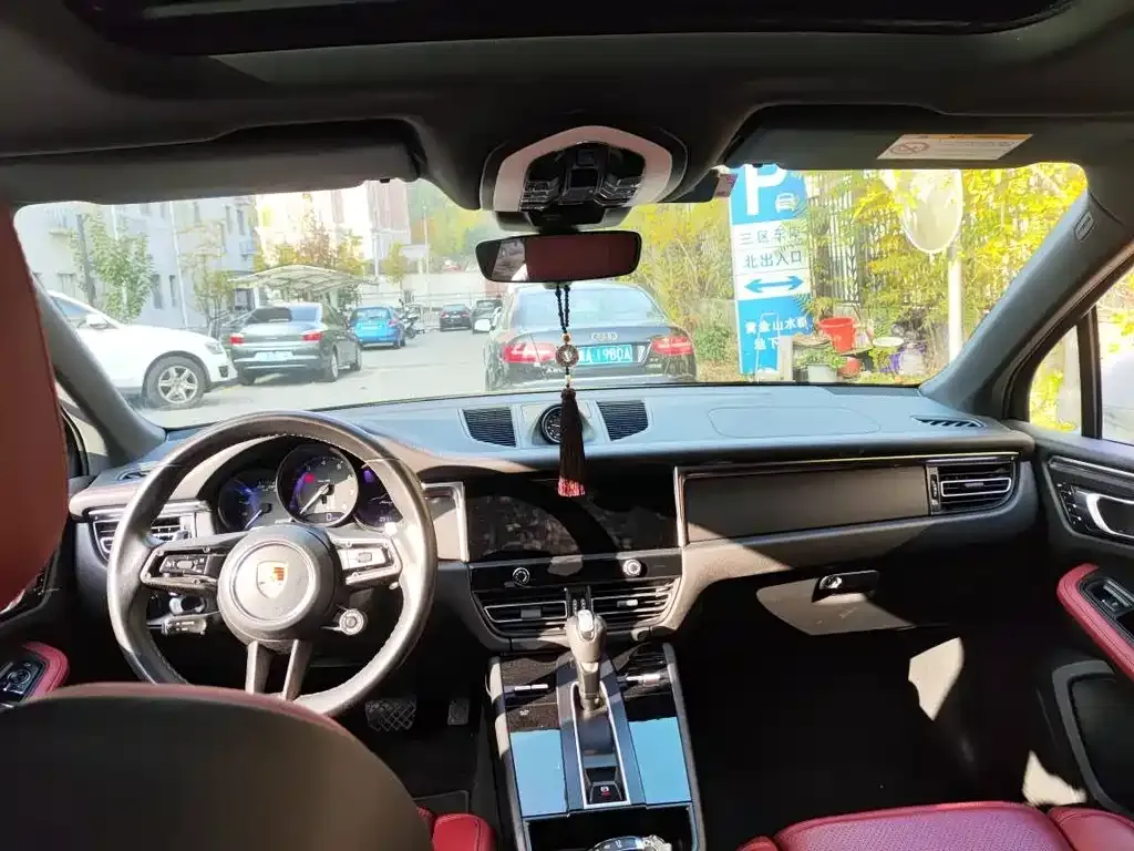 Porsche Macan 2023 из CN, фото 4