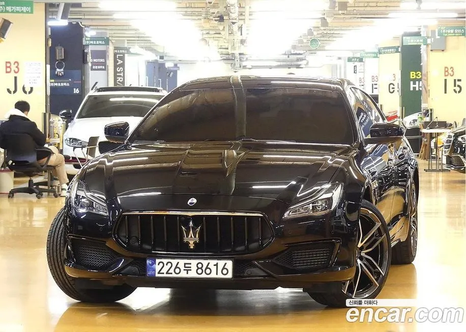 Maserati Quattroporte — фото 3