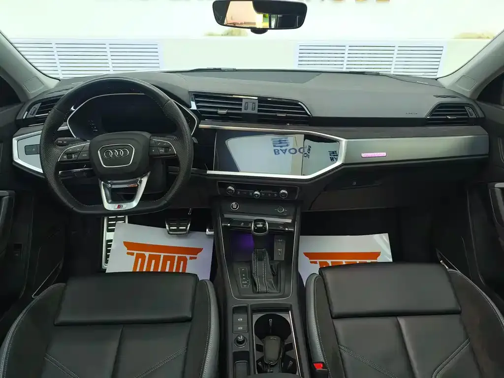Audi Q3 Sportback — фото 7