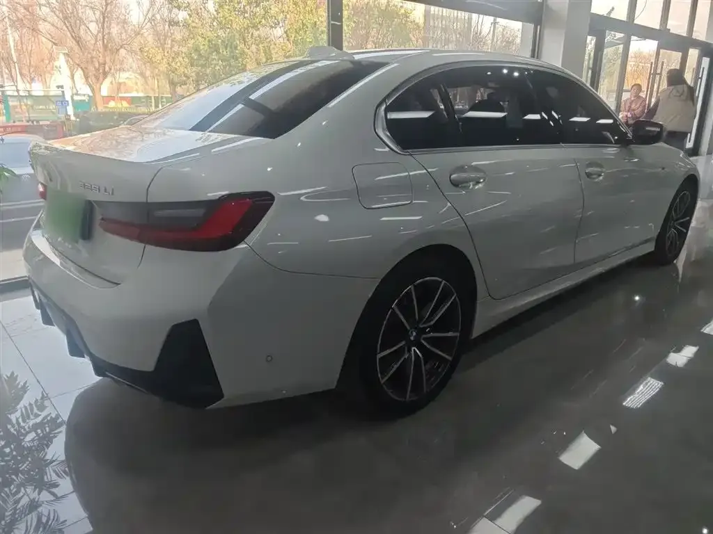 BMW 3 Series 2023 из CN, фото 7