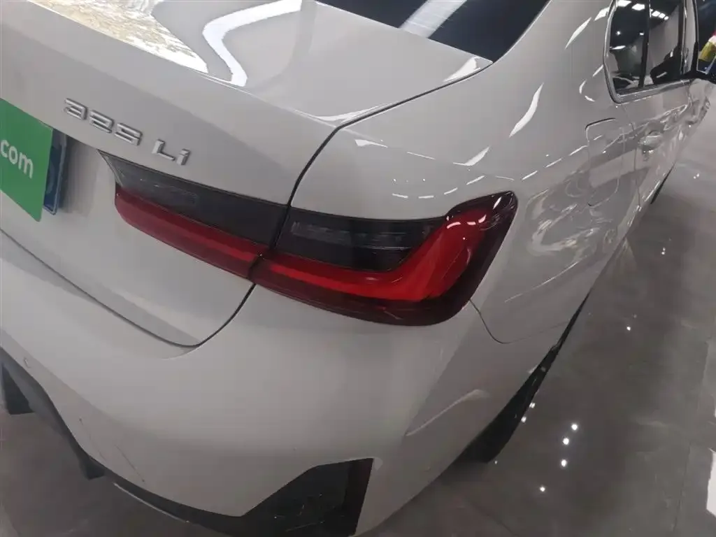 BMW 3 Series 2023 из CN, фото 8