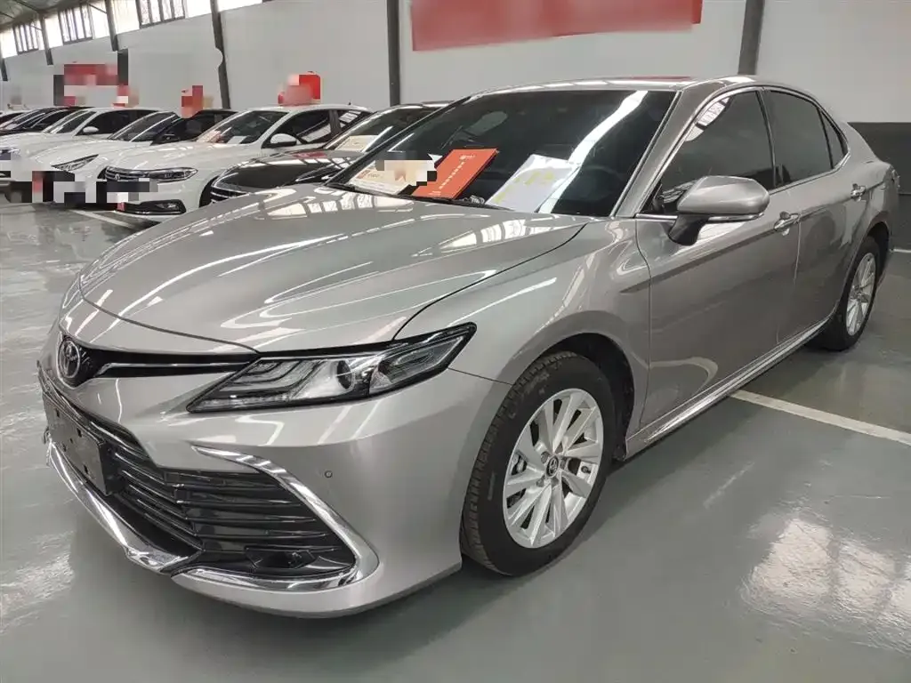 Toyota Camry 2024 из CN, фото 1