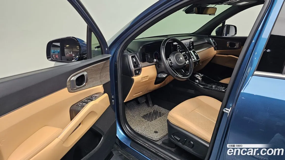Kia Sorento — фото 10