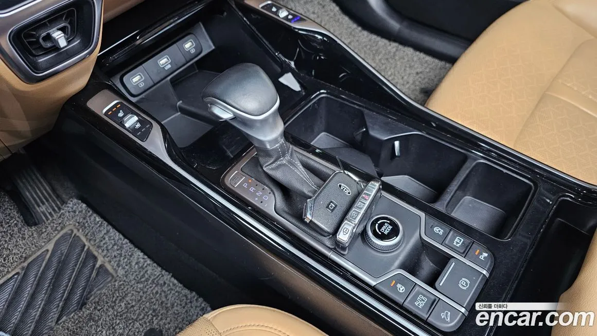 Kia Sorento — фото 9
