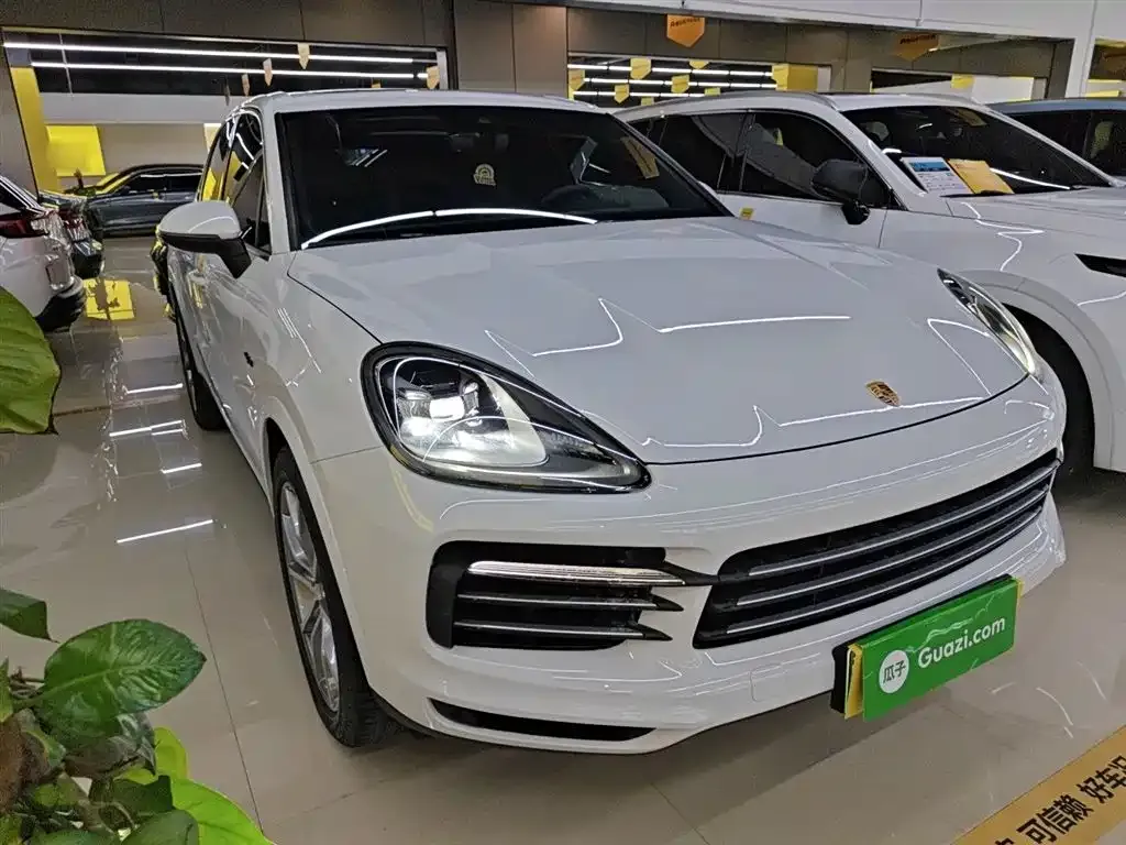 Porsche Cayenne Hybrid — фото 4