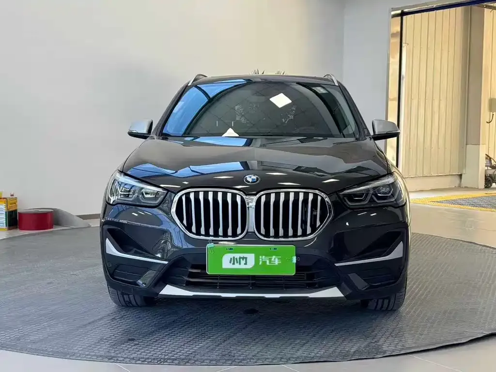 BMW X1 — фото 2