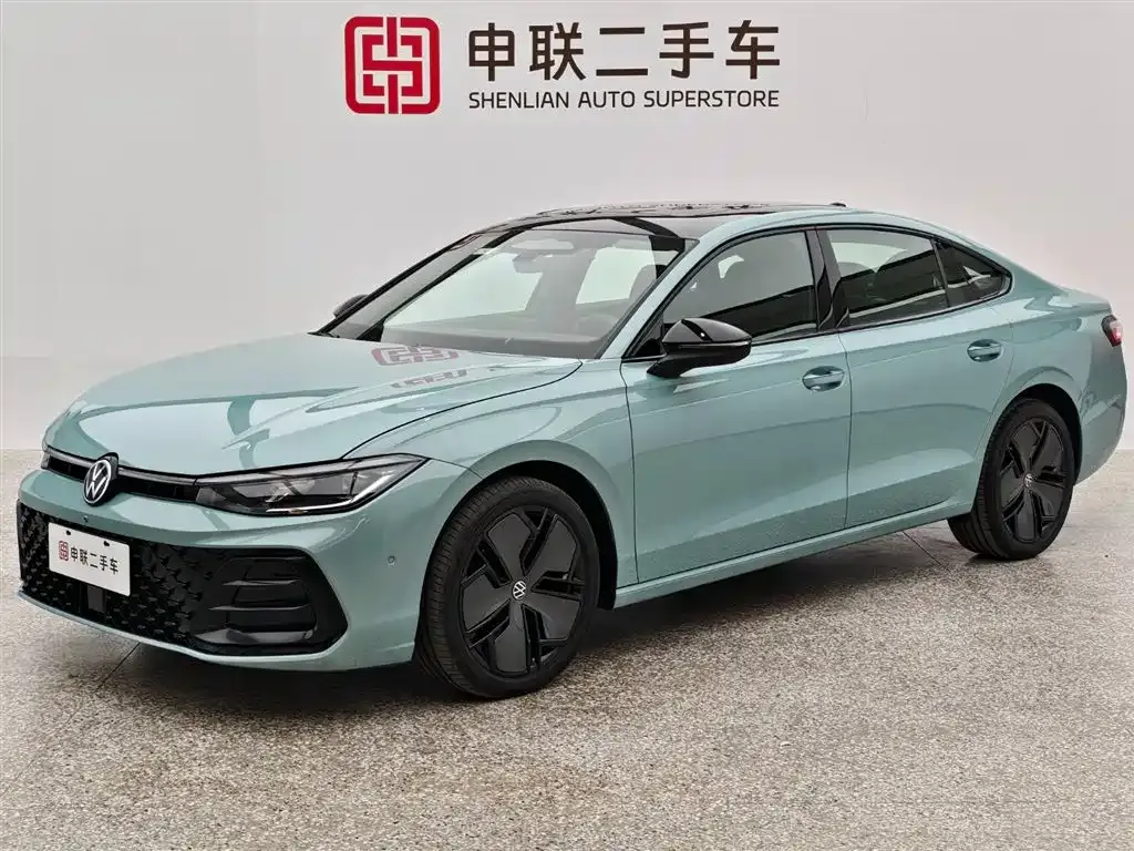 Volkswagen Passat — фото 1